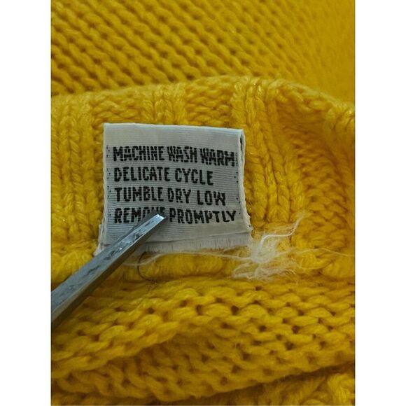 Parker of Vienna Vintage Men’s Preppy Gold V-neck Acrylic Pullover Sweater L - Picture 8 of 8